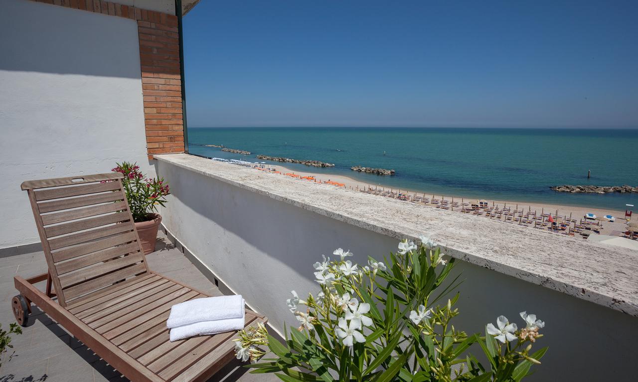 Hotel Bianchi Nicola Porto Recanati Esterno foto