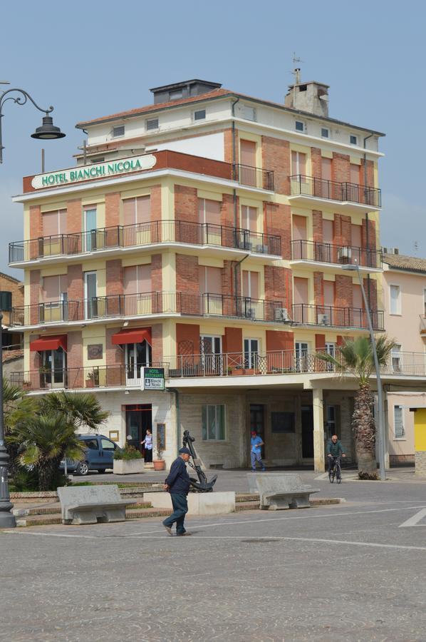 Hotel Bianchi Nicola Porto Recanati Esterno foto